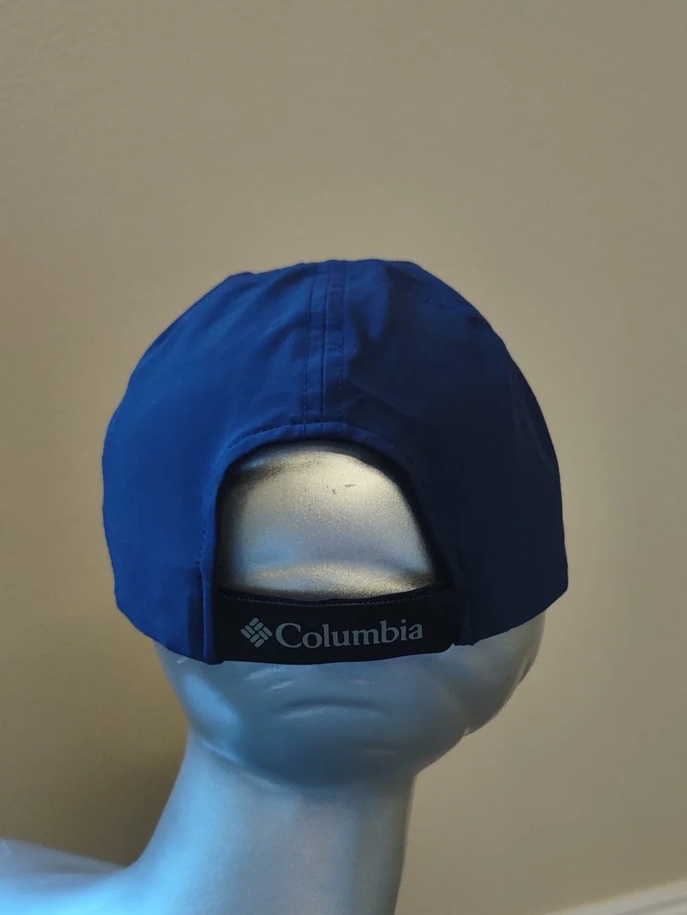 COLUMBIA | Silver Ridge IV Ball Cap Color: Navy